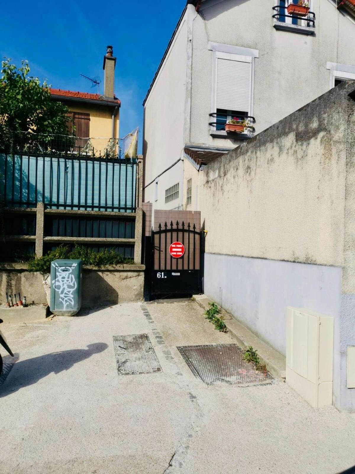 Appart'Hotel L'Express - 25Min De Paris Romainville Εξωτερικό φωτογραφία